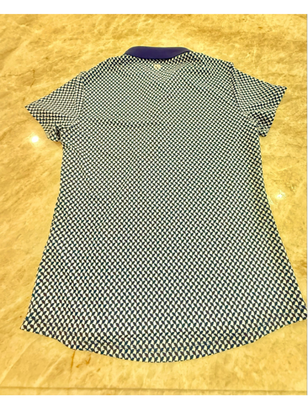 Greyson woman’s polo Shirt Size M Blue White wolf Patterned Golf Shirt, cc embro - Picture 11 of 11